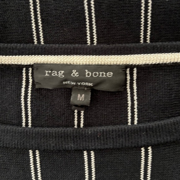 Rag and Bone Black and White 3/4 Sleeve Black Off White Striped Top Sz Medium - Picture 2 of 3